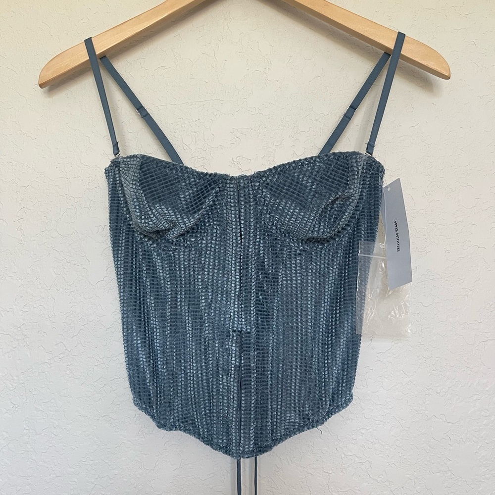 Urban Outfitters Blue velvety Soft corset top W/removable straps. Size M NWT